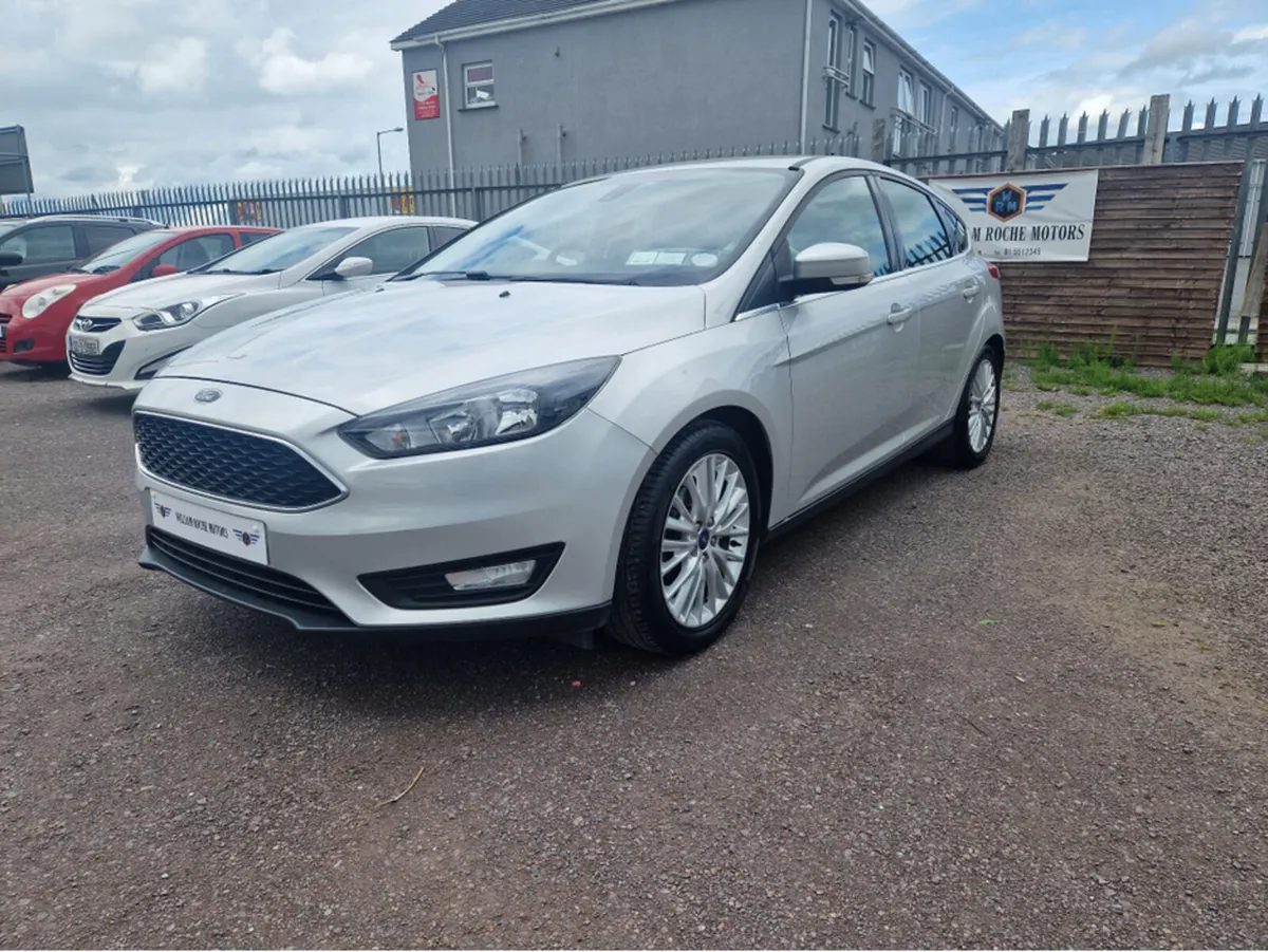 Ford Focus ZETEC 1.0 ECOBOOST 100PS ECO BOOST 4DR - Image 4