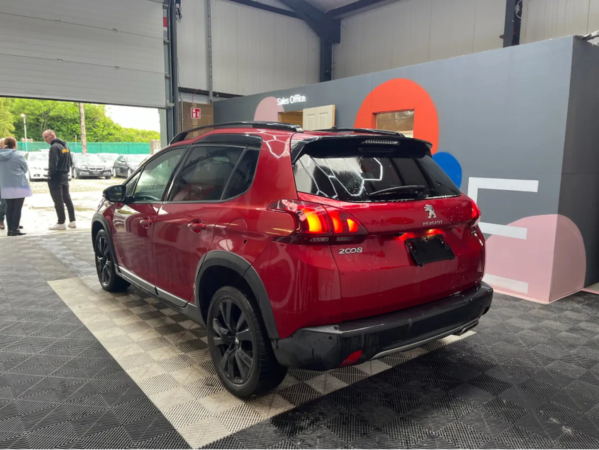 Peugeot 2008 GT LINE BLACK PACK / 26k KMs / HEATED - Image 4