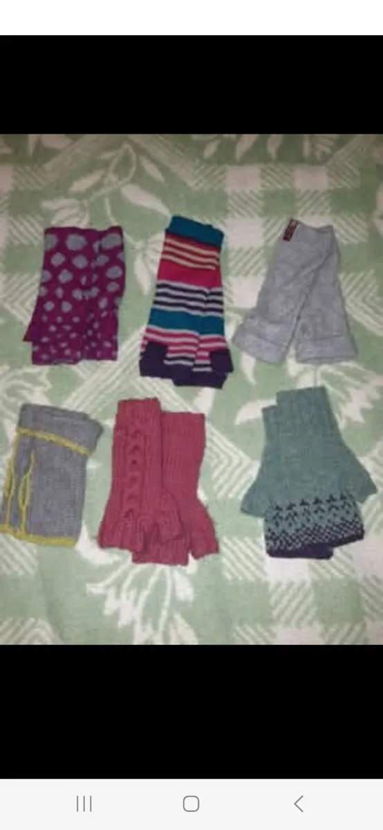 Handmade gloves