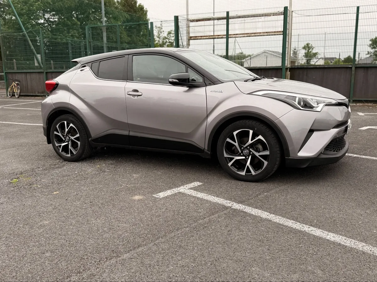 Toyota C-HR 2016 ONLY 73KM - Image 3