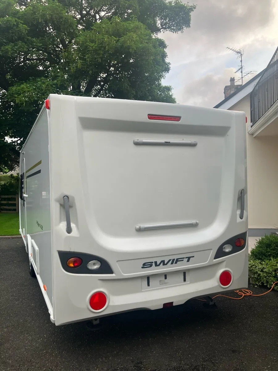 2017Swift  Major 4sb - Image 3