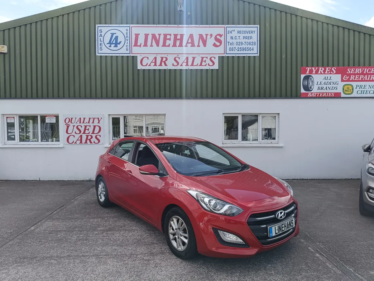2015 Hyundai i30, 1.6 CRDI low miles + SAT NAV! - Image 3