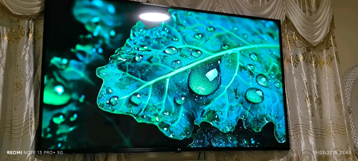 LG HDR SMART TV - Image 3