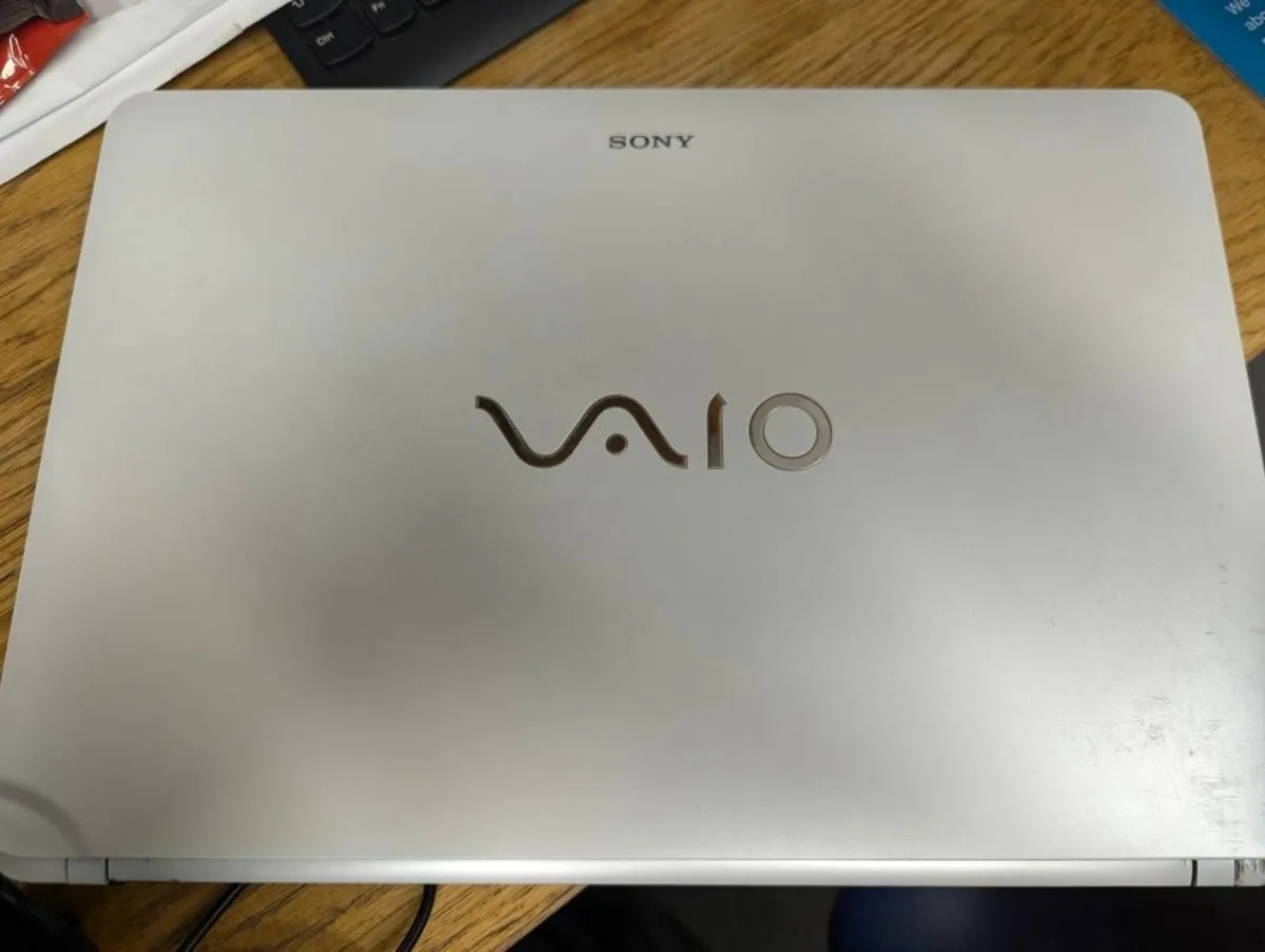 Sony Vaio 15.6" Laptop I5 4gb Ram 300gb Hd Win 10 - Image 1