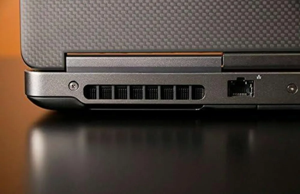 Dell Precision 7520 Gaming 15.6" i7 16GB 512GB SSD - Image 4