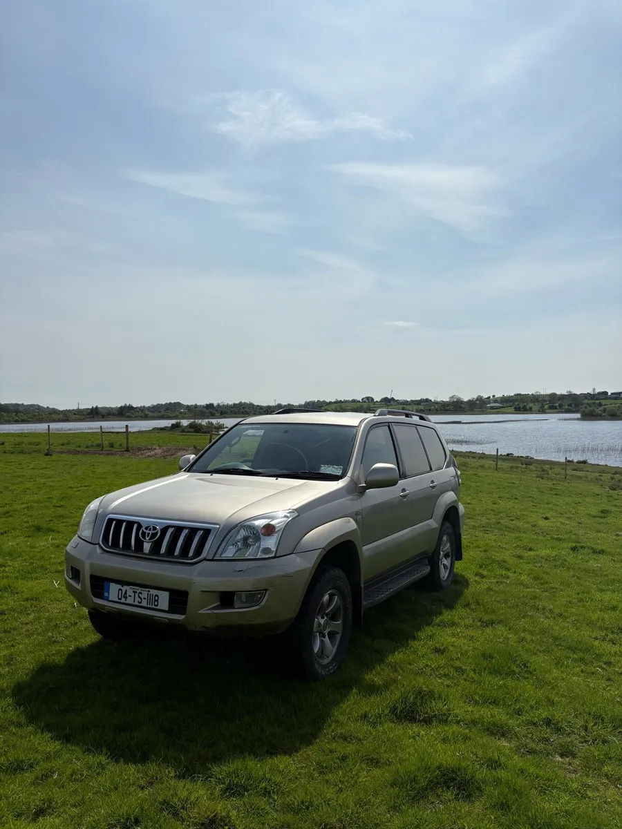 2004 lwb Land Cruiser - Image 3