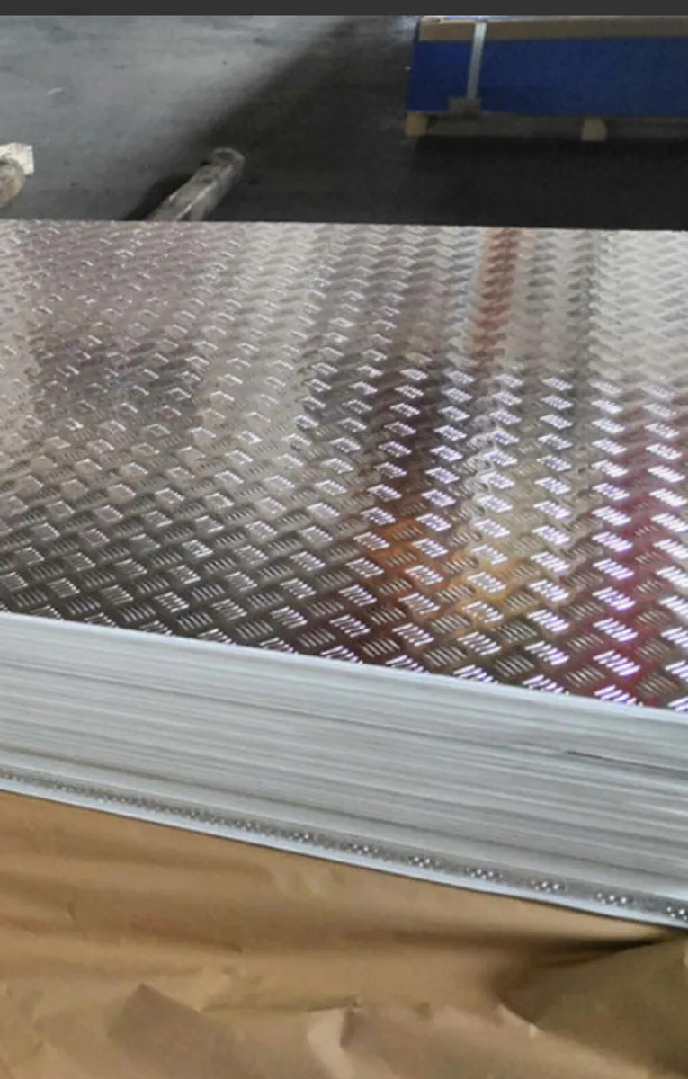 Aluminum tread plates - Image 1