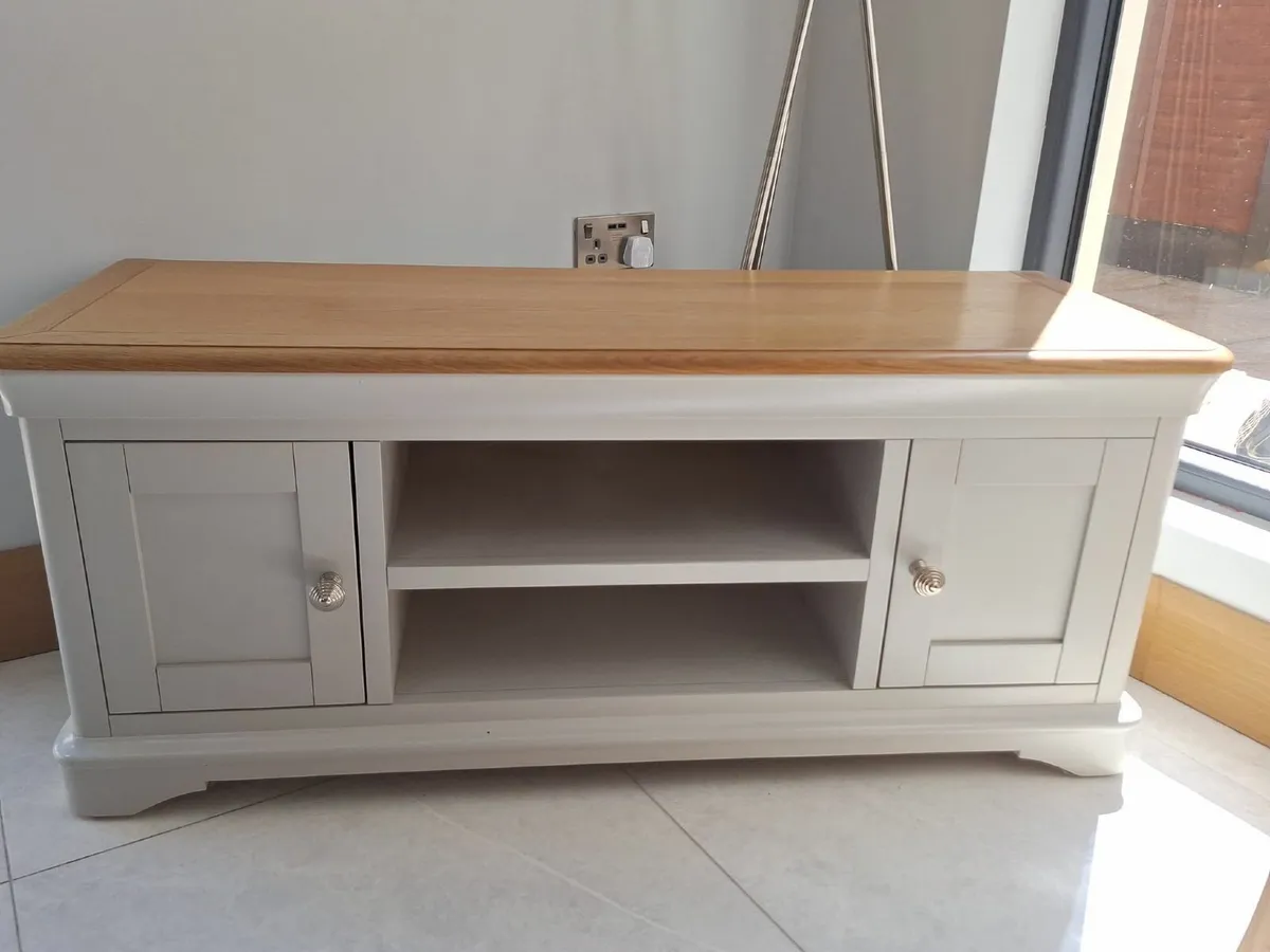 TV Cabinet - Image 2