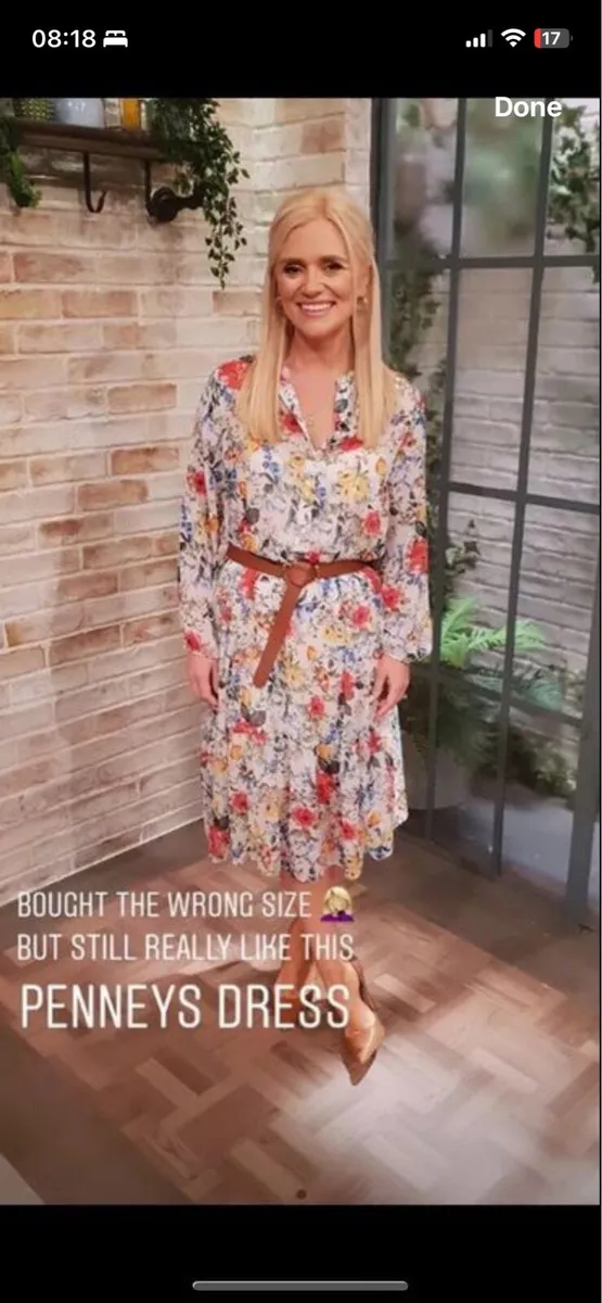 Ladies Floral Dress: Size 8 or 10 - Image 1