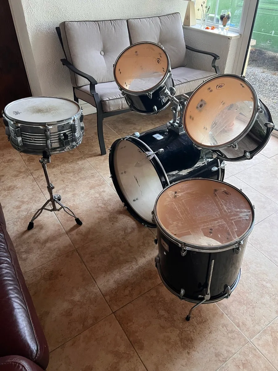 Peavey Drum kit - Image 1