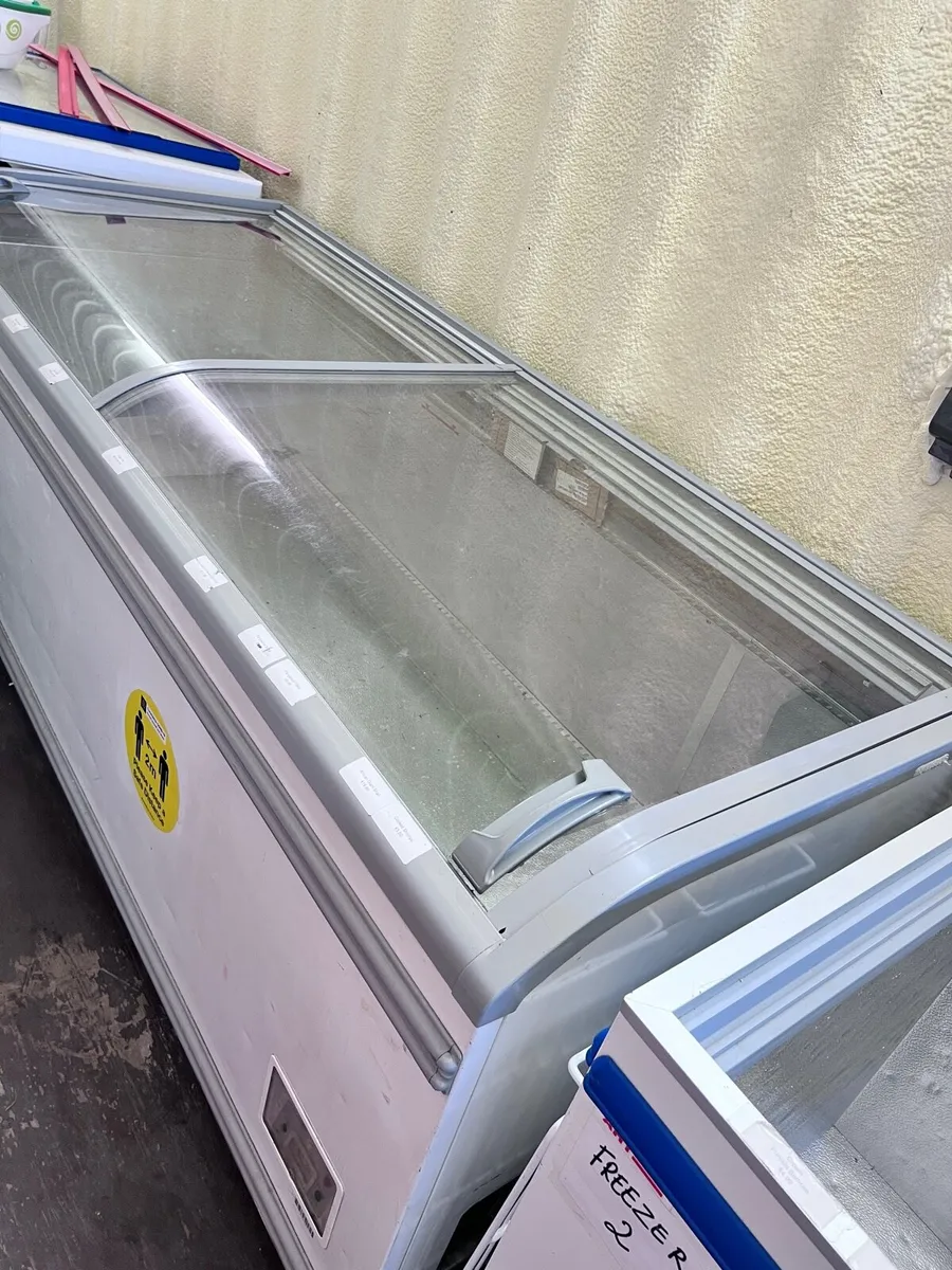 Display Freezers - Image 2