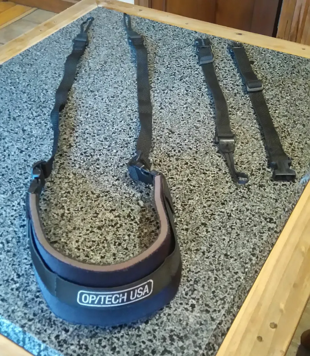 OP/TECH USA CAMERA STRAP (USED). - Image 1