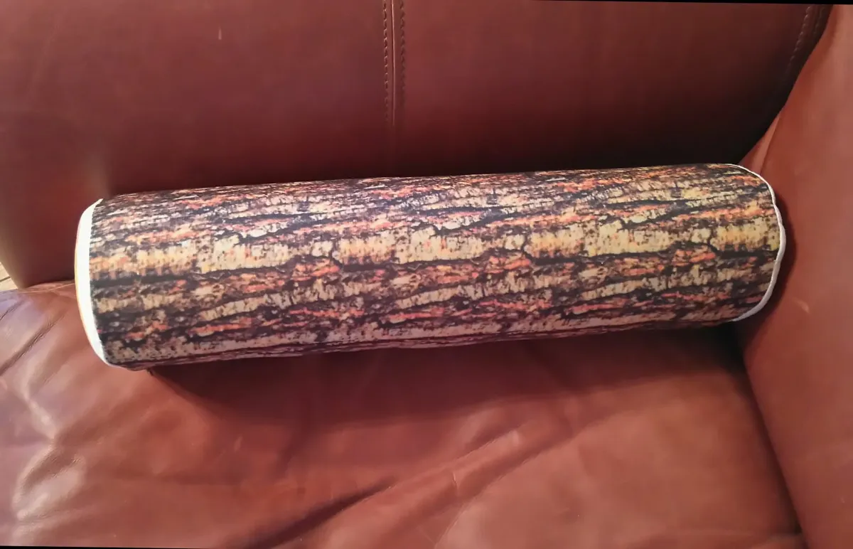 ROUND LOG CUSHION (BRAND NEW). - Image 2