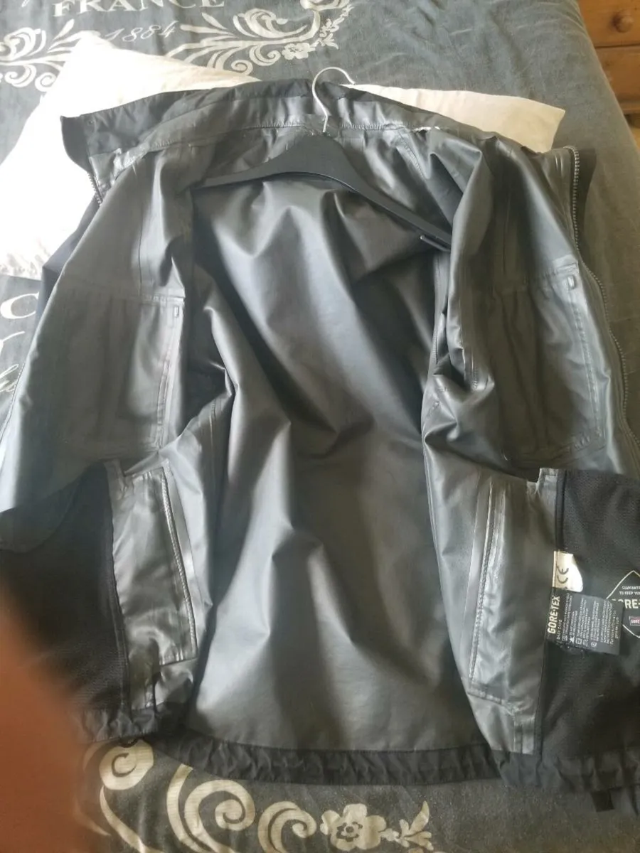 Craghoppers goretex waterproof jacket - Image 3
