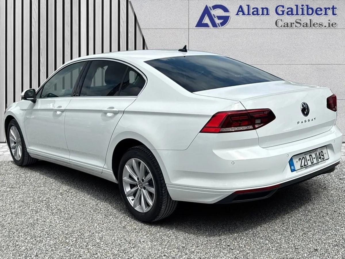 Volkswagen Passat 2.0 TDI Business 150BHP  143 PW - Image 2