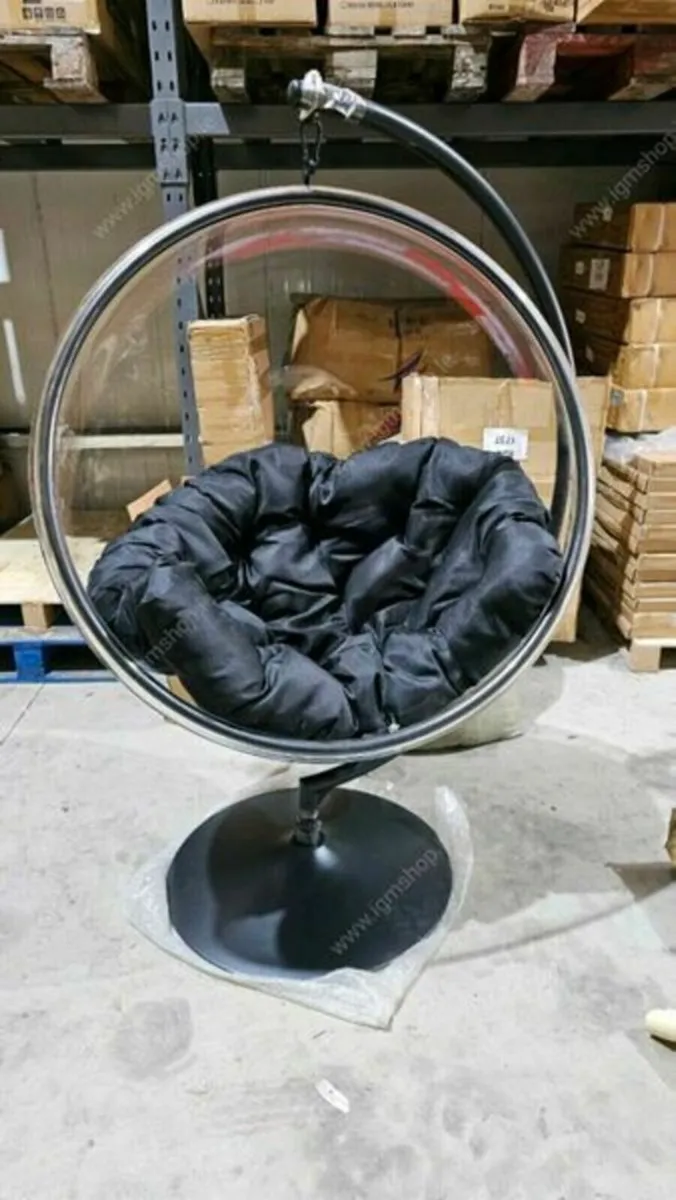 Acrylic round chair new with cushion egg - Image 3