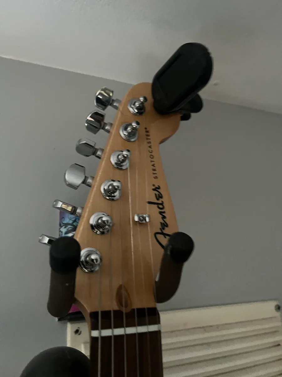Guitar - Image 2