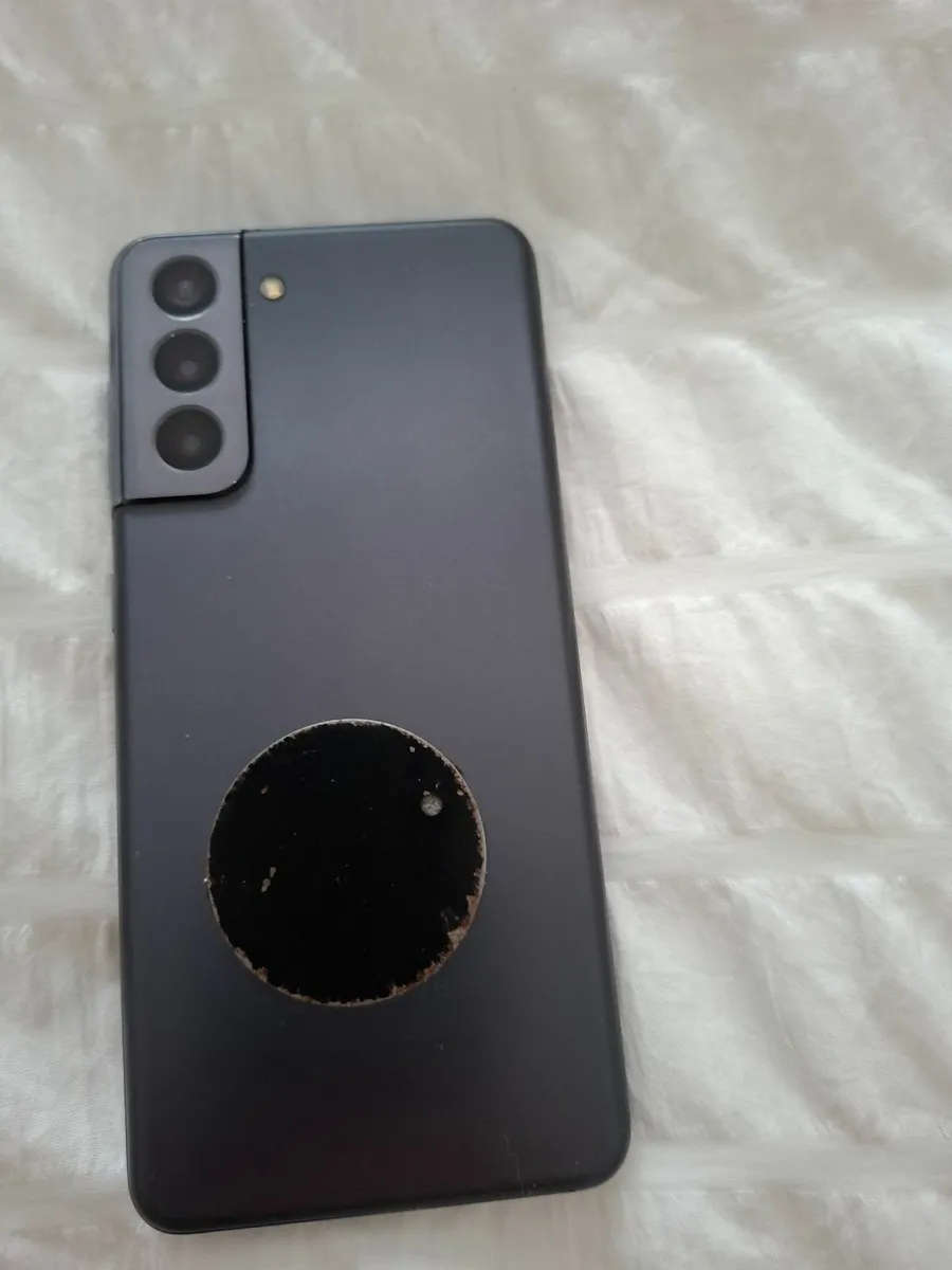 Phone - Image 2