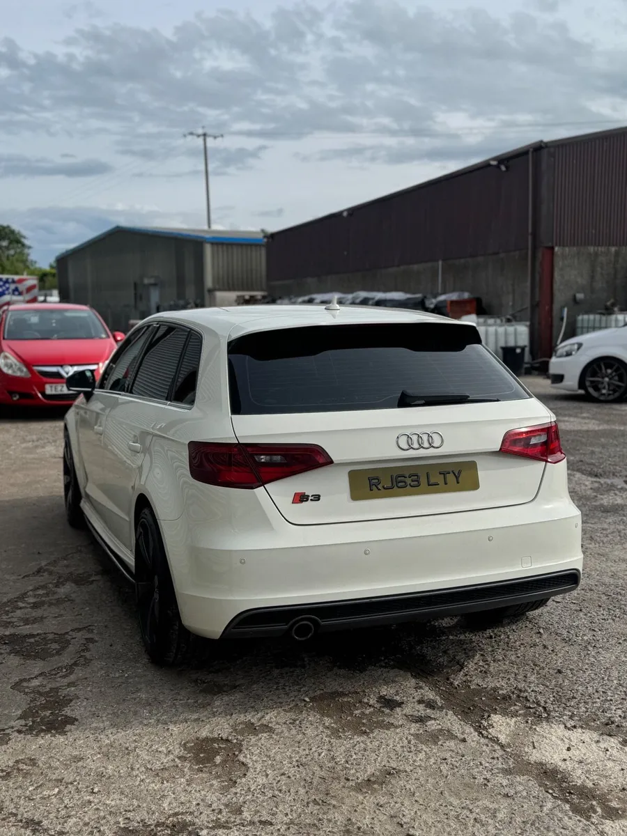Audi A3 2014 - Image 2