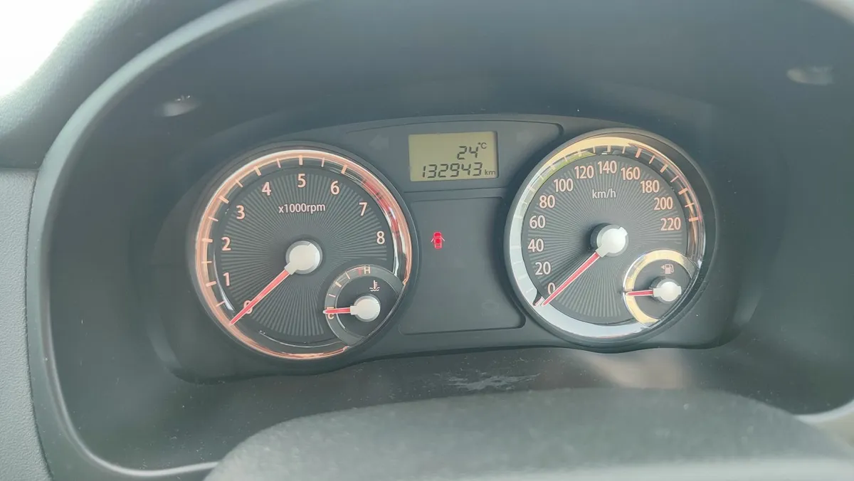 Kia Ria AUTOMATIC  Mileage 133.000 kilometres - Image 2