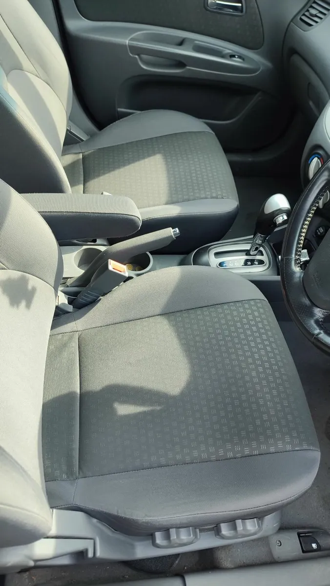 Kia Ria AUTOMATIC  Mileage 133.000 kilometres - Image 3