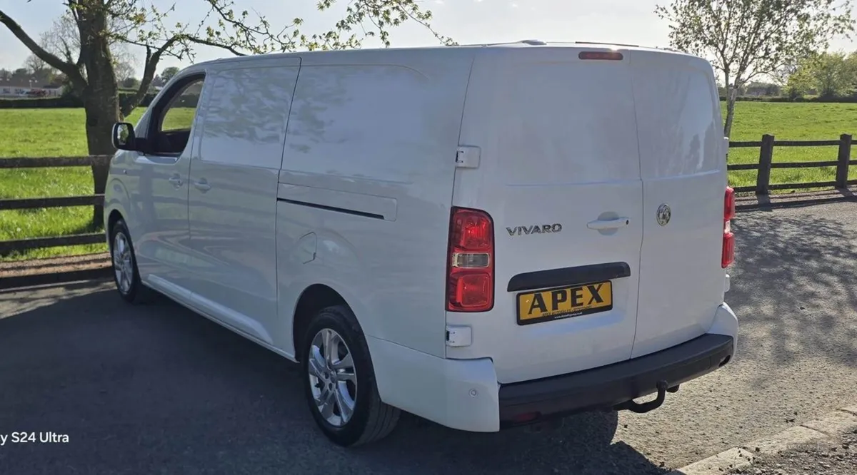 Vauxhall Vivaro L2 Diesel - Image 4
