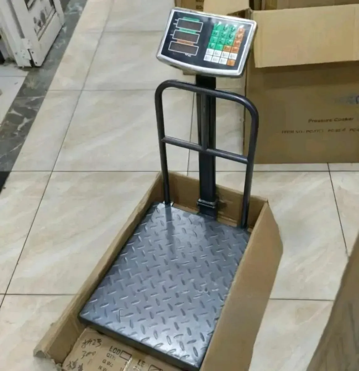 300KG Heavy Duty Digital Scales - Image 1