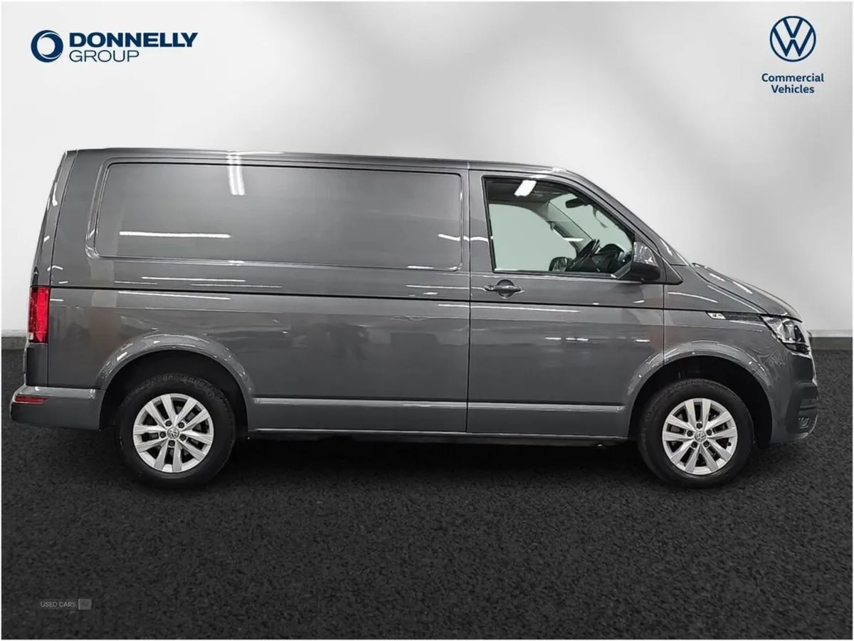 Volkswagen Transporter 2.0 TDI 150 Highline Van D - Image 4