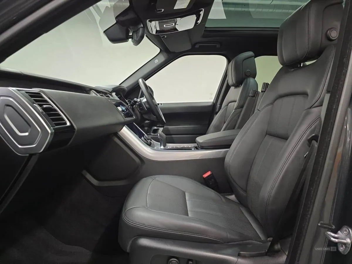 Land Rover Range Rover Sport 3.0 D300 HSE Dynamic - Image 3