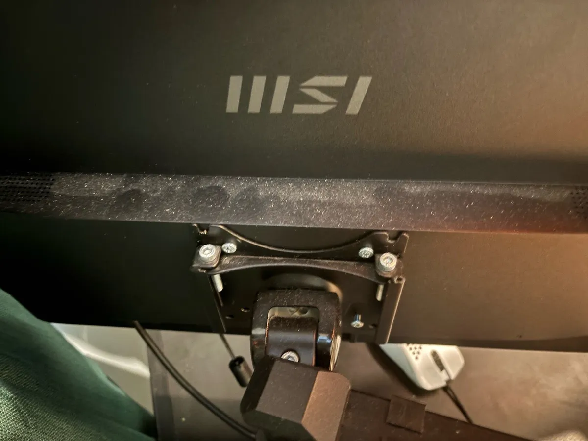 2 Gaming Monitors 165hz & 75hz - Image 4