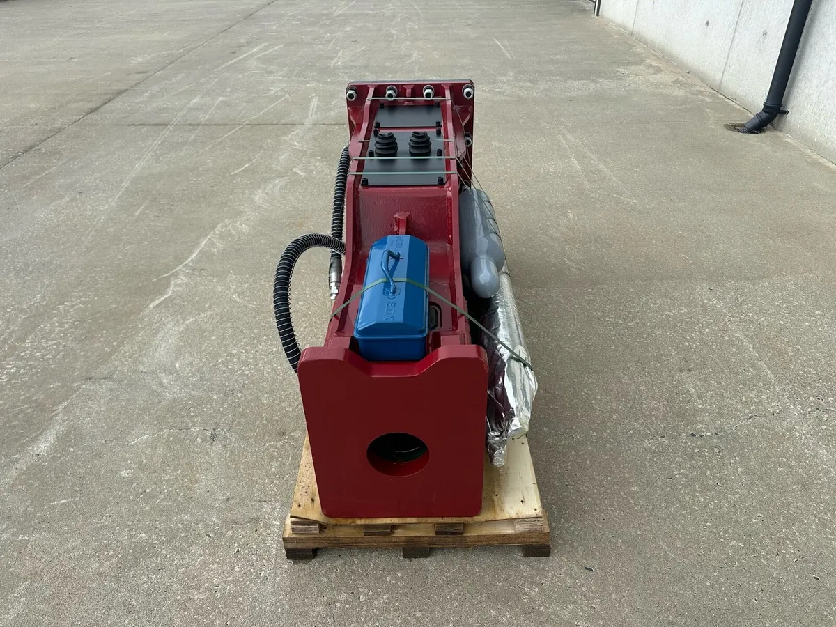 New unused DCE 1400 hammer to suit 20 ton exca - Image 3