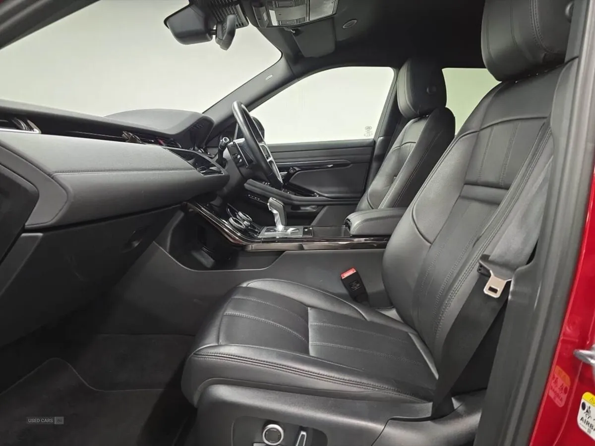 Land Rover Range Rover Evoque 2.0 D200 R-dynamic - Image 3