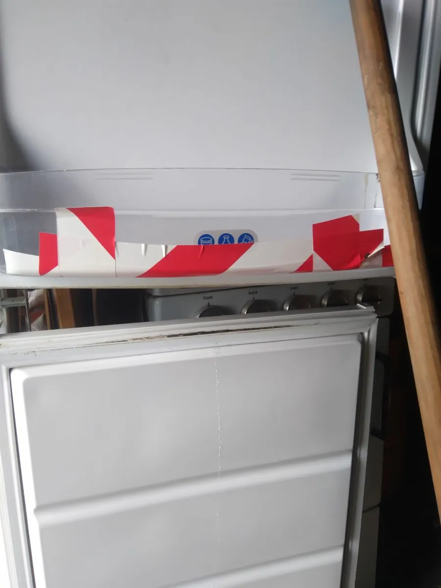 Fridge freezer - Image 2