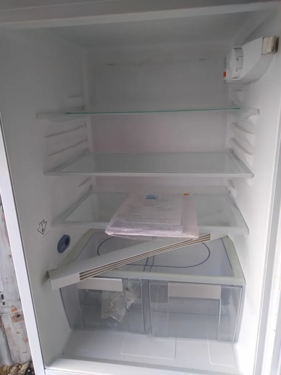 Fridge freezer - Image 3