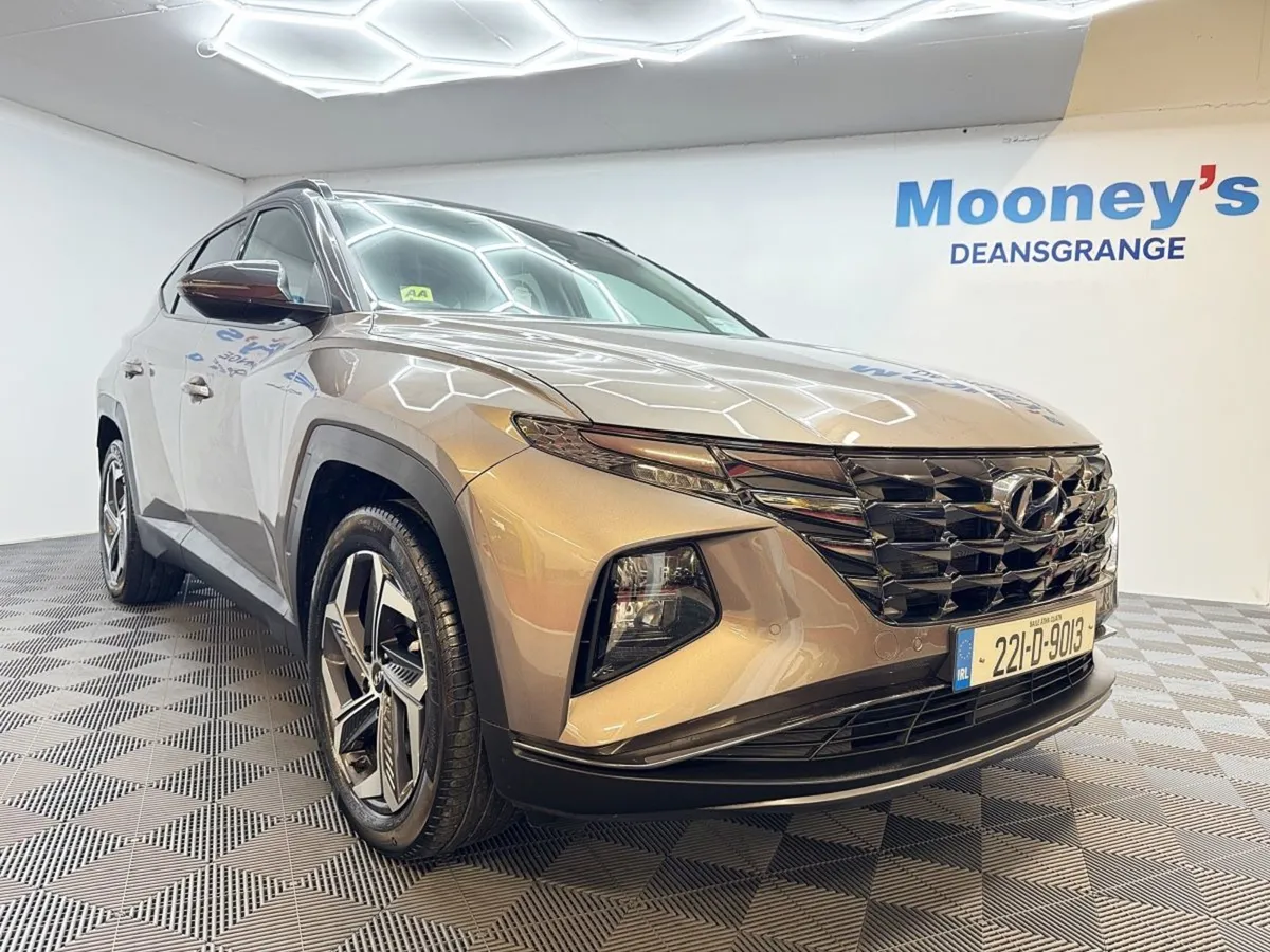 Hyundai Tucson 2WD Executive Plus HEV Auto  Low M - Image 1
