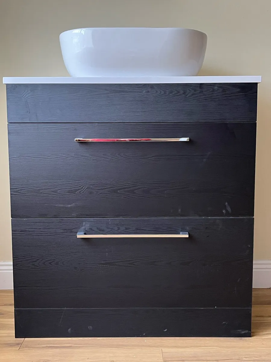 Bathroom sink unit - Image 1