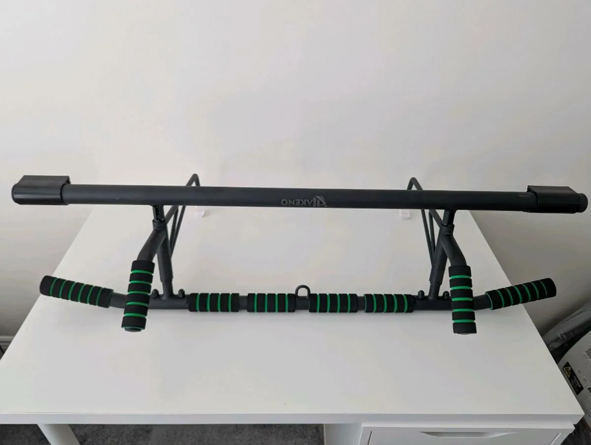 Pull-up Bar - Image 1