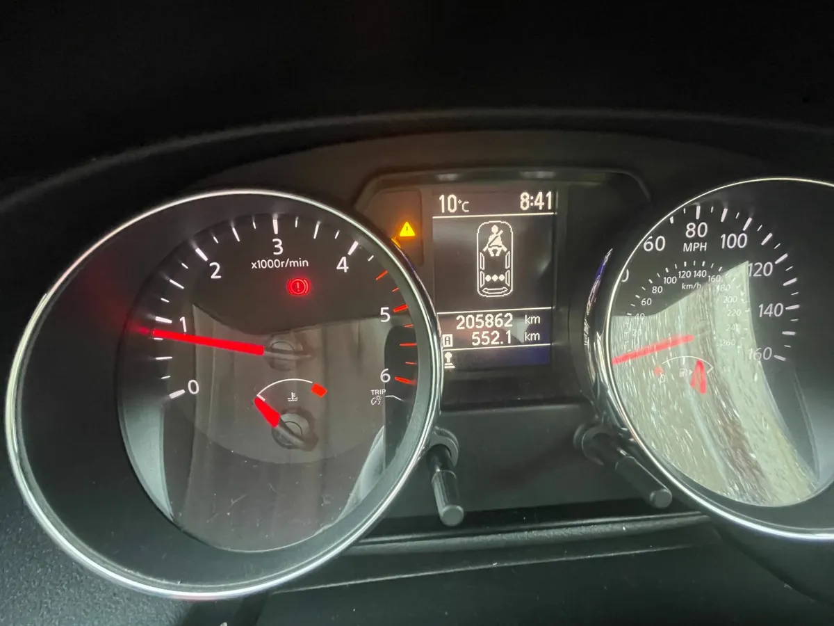 Nissan Qashqai 2012 - Image 2