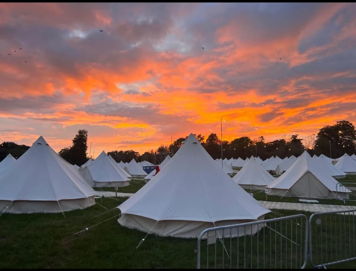 Bell tent - Image 1