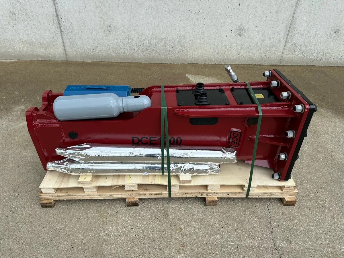 New unused DCE 1000 breaker to suit 13 ton excava - Image 1