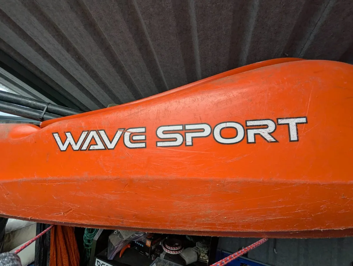 PLAYBOAT KAYAK WAVESPORT PROJECT X 64 - Image 2