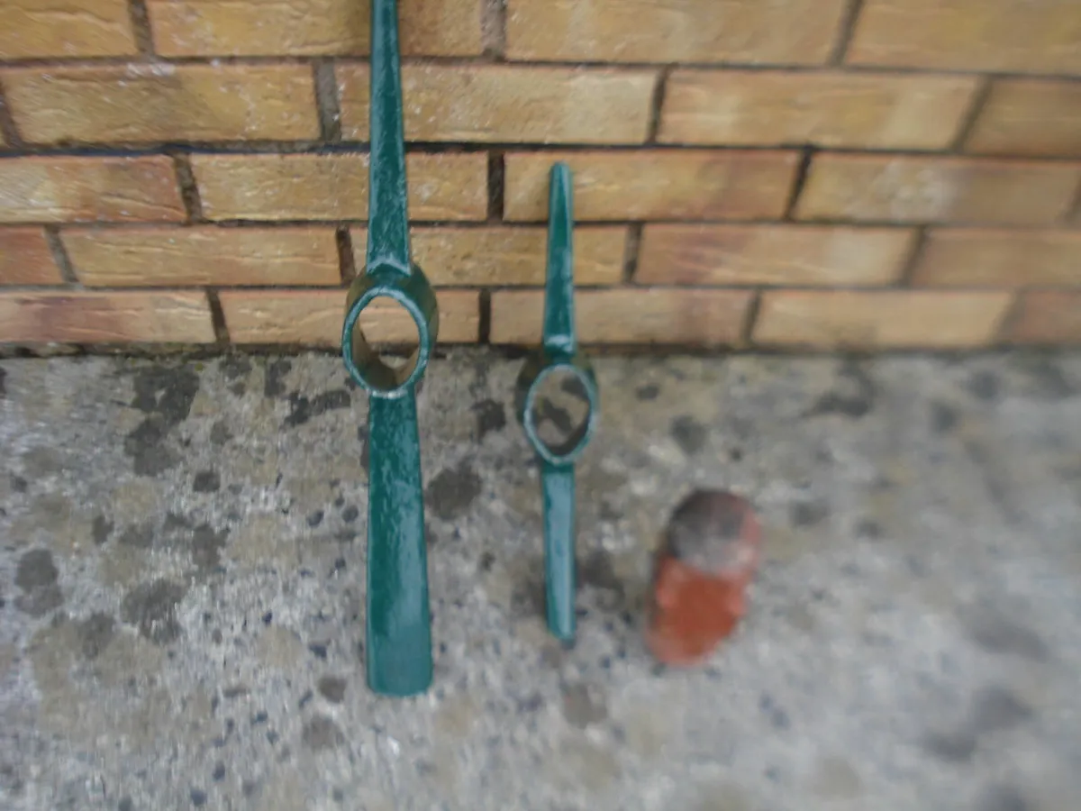OLD PICK AXE & SLEDGE HAMMER HEADS. - Image 2