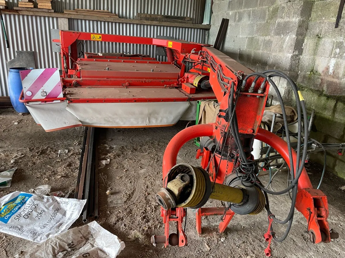 Kuhn mower and lely lotus stabilo tedder - Image 2