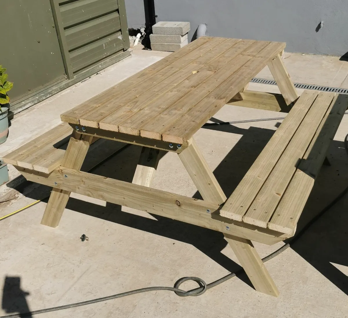 Garden furniture - Image 1