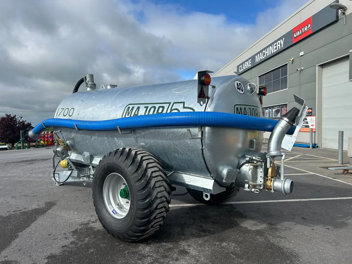 Major 1700 - Nice Handy Tank - Image 3