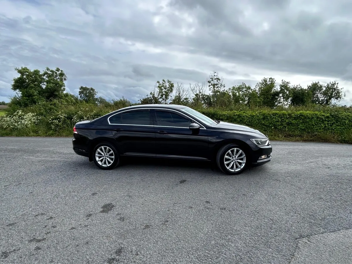Vw Passat 2.0TDI SE BUSINESS 2015 *MINT CAR/TESTED - Image 2