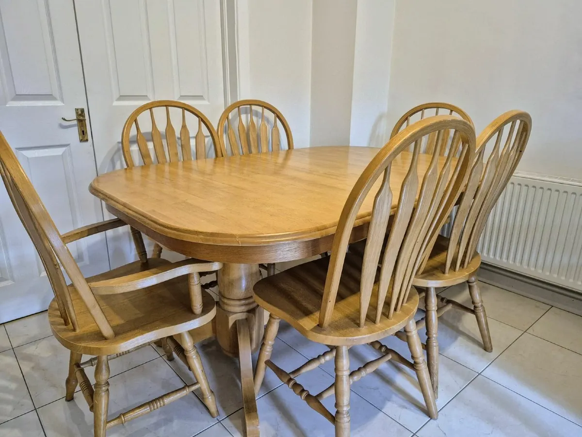 kitchen table + chairs - Image 4