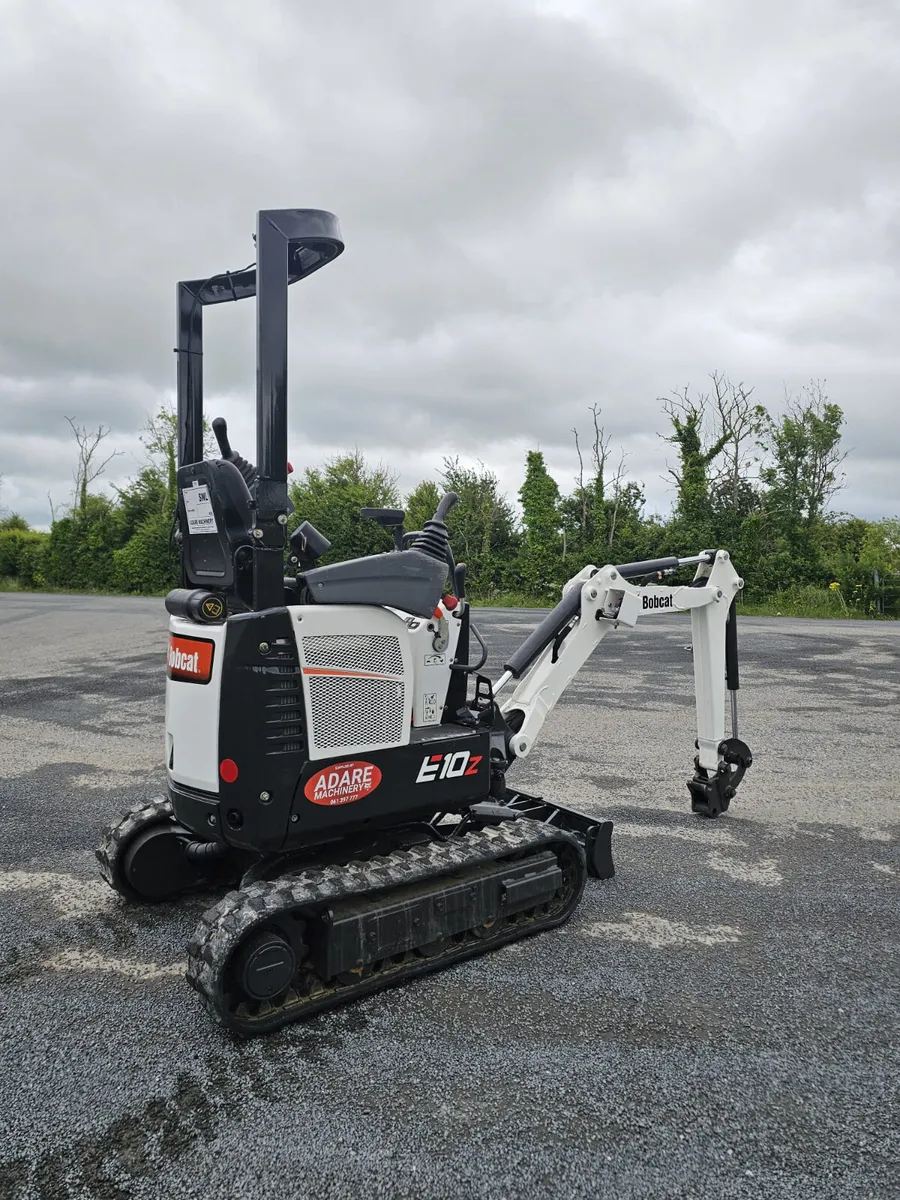 2022 Bobcat E10z Micro Digger w/ 985 hrs - Image 3