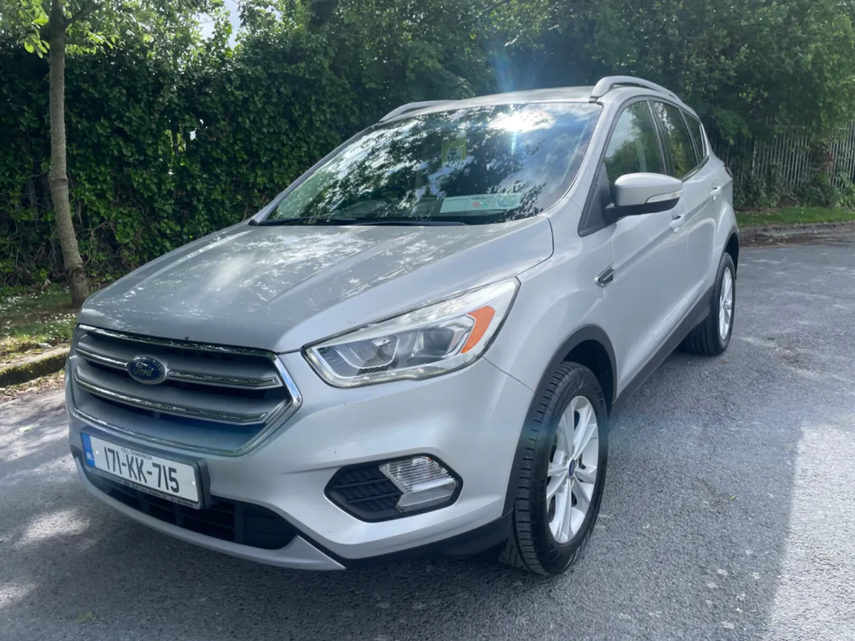Ford Kuga 2017 Utility - Image 2