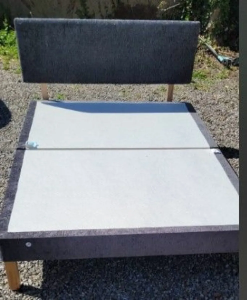 Standard double bed frame - Image 1